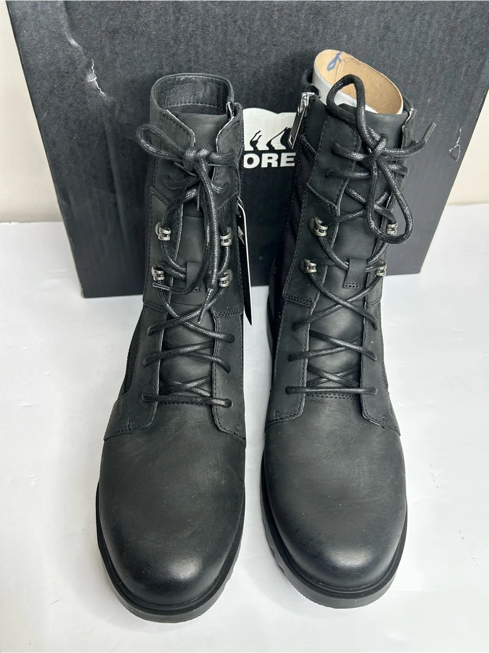 Sorel durable lace